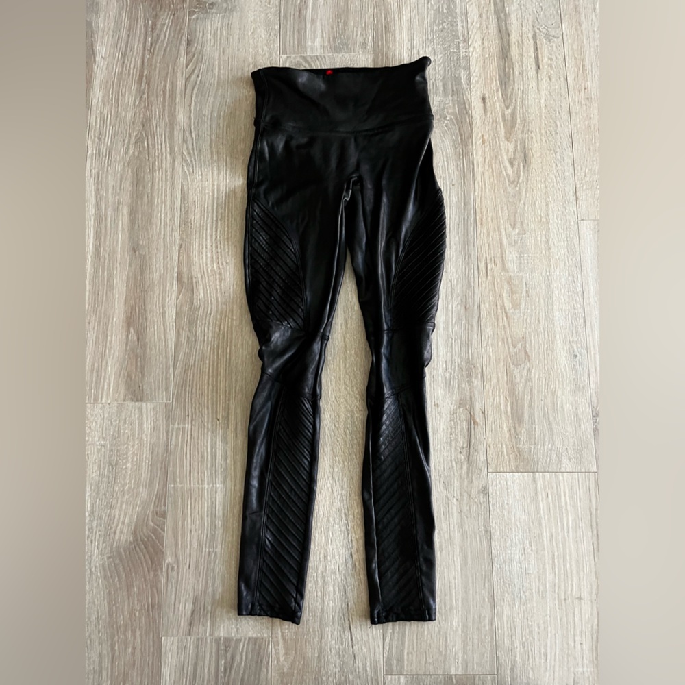 SPANX Women’s Moto Faux Leather Leggings Very Black - Size Small - Picture 2 of 7